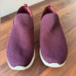 Skechers Slip-On Sneakers - Size 8.5 - Burgundy